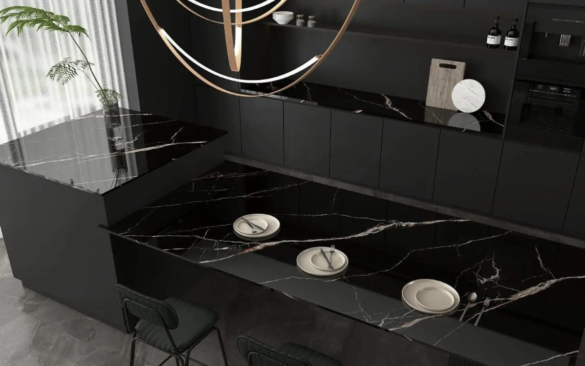 Pure Black application